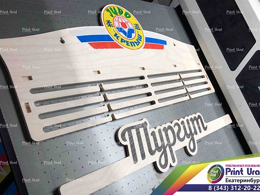 Изготовление настенной полки под заказ