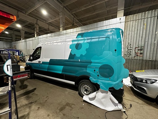 Брендирование Ford Transit